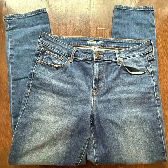 Old Navy Women's Power Straight Leg Blue Jeans 12 long - Picture 1 of 7